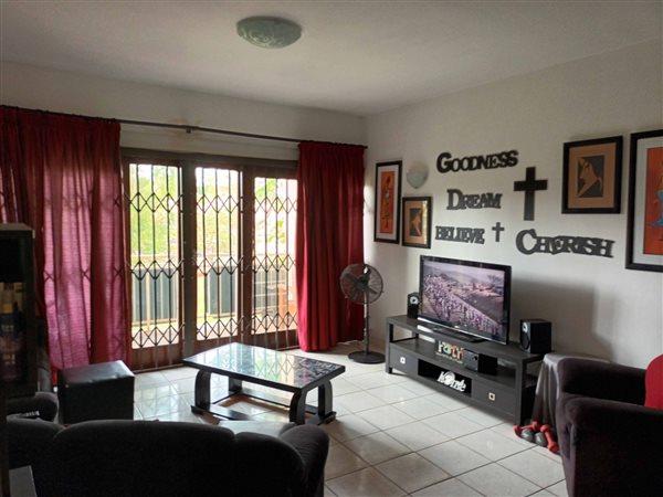 3 Bedroom Property for Sale in Fairview Western Cape
